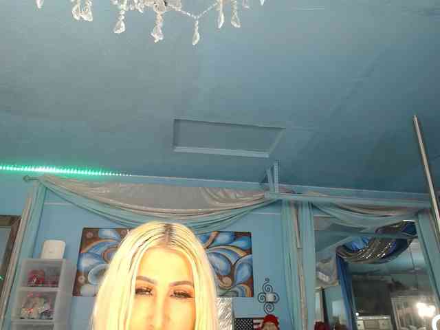 adrianna_fox webcam