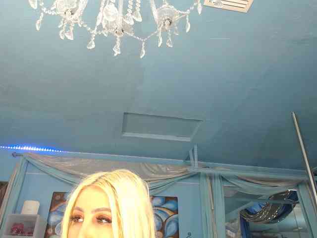 adrianna_fox webcam