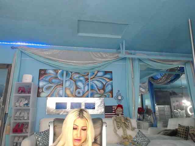 adrianna_fox webcam