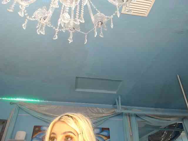 adrianna_fox webcam
