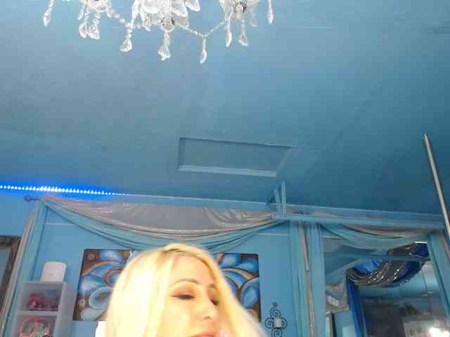 adrianna_fox webcam