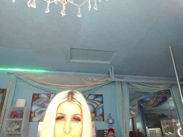 adrianna_fox adrianna_fox