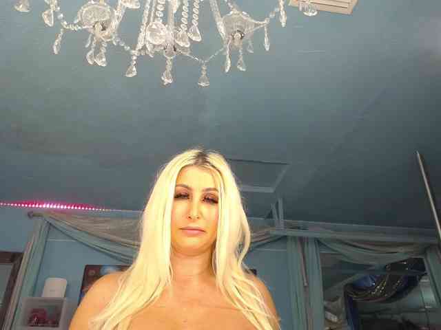 adrianna_fox webcam