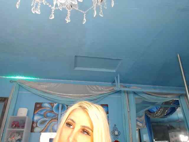 adrianna_fox webcam