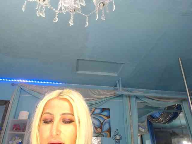 adrianna_fox webcam
