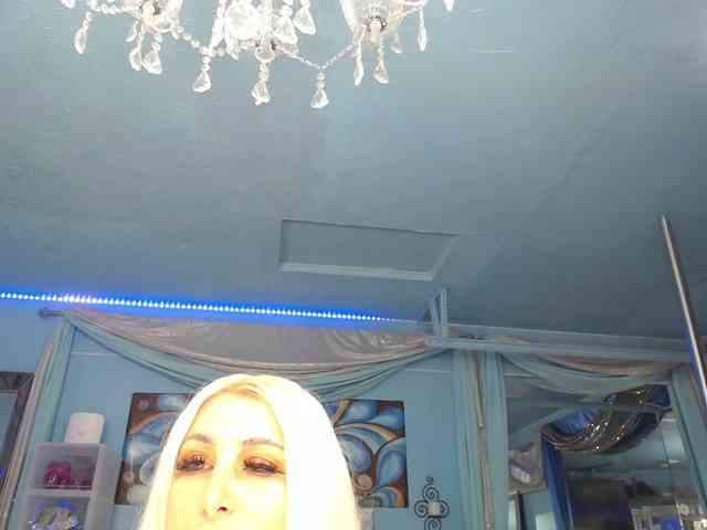 adrianna_fox webcam