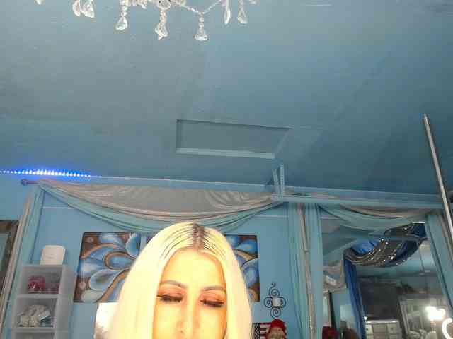adrianna_fox adrianna_fox