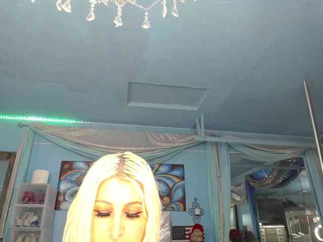adrianna_fox webcam