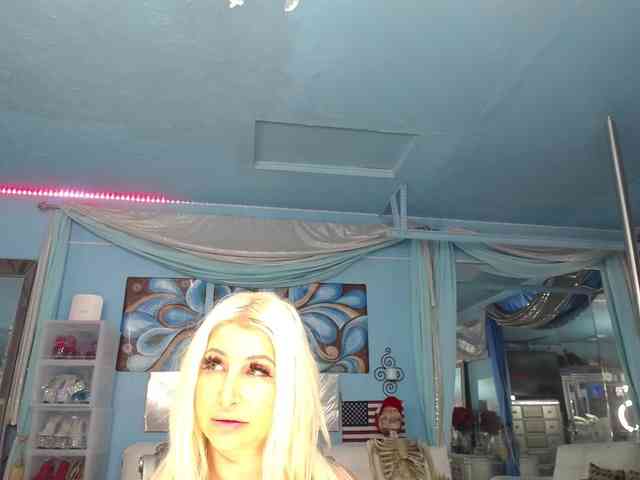 adrianna_fox webcam