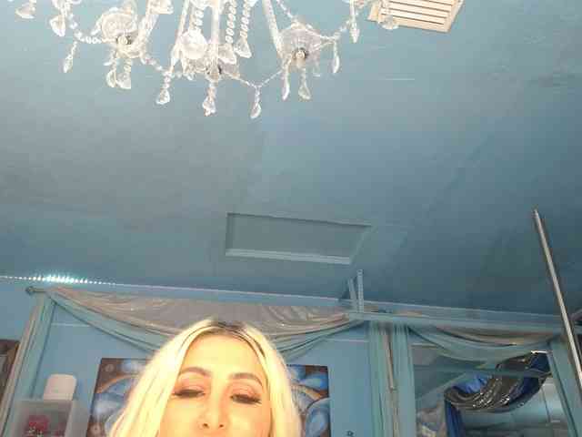 adrianna_fox