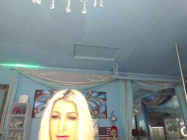 adrianna_fox