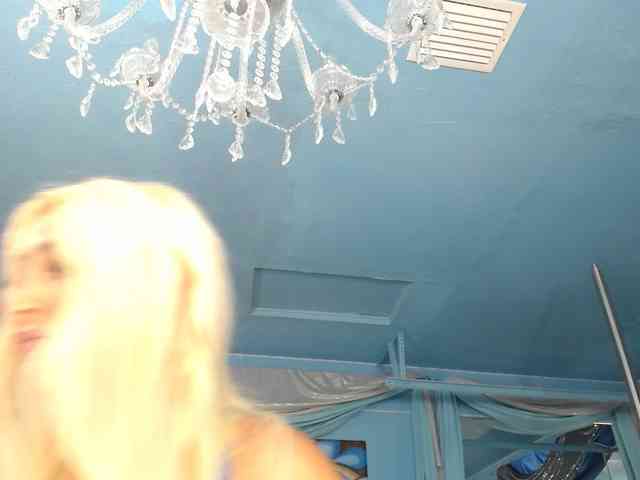 adrianna_fox adrianna_fox