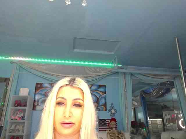 adrianna_fox webcam