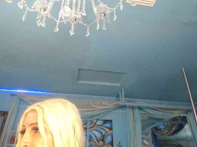 adrianna_fox webcam
