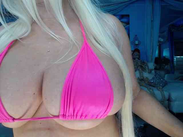 adrianna_fox adrianna_fox