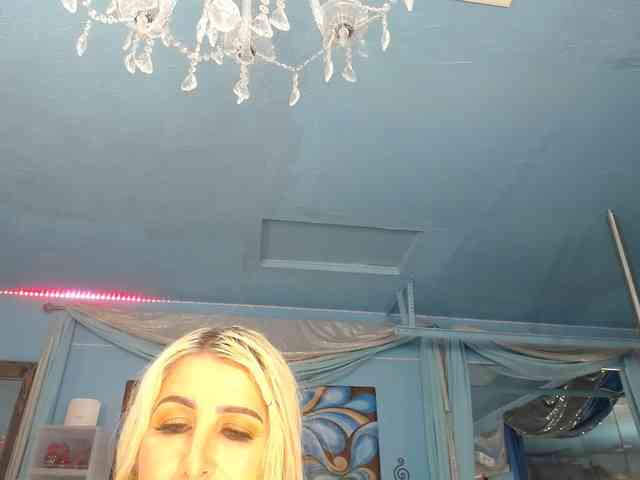 adrianna_fox webcam