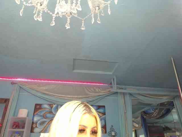 adrianna_fox webcam