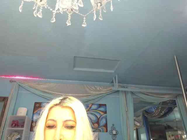 adrianna_fox webcam