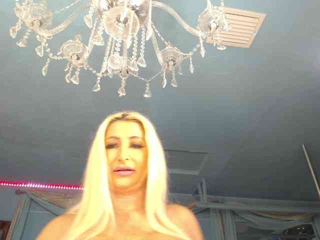 adrianna_fox webcam