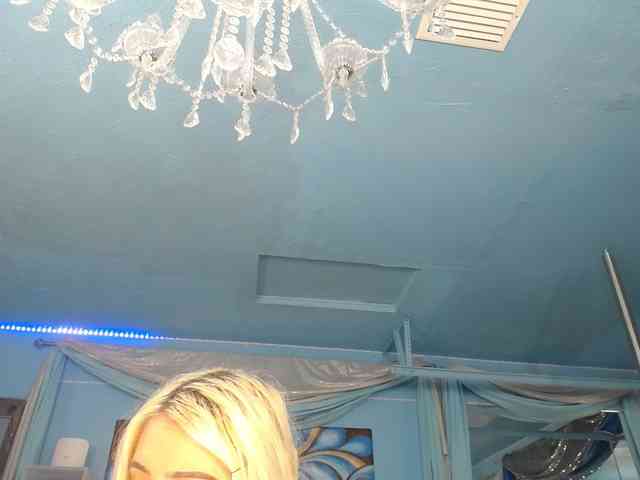 adrianna_fox webcam