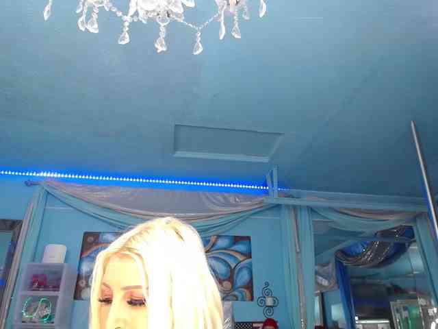 adrianna_fox webcam