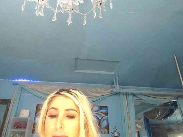 adrianna_fox webcam
