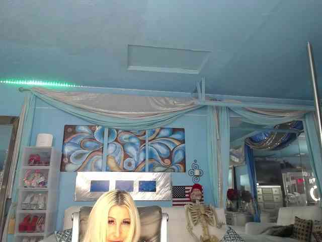 adrianna_fox webcam