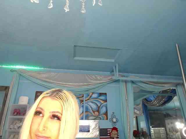 adrianna_fox webcam