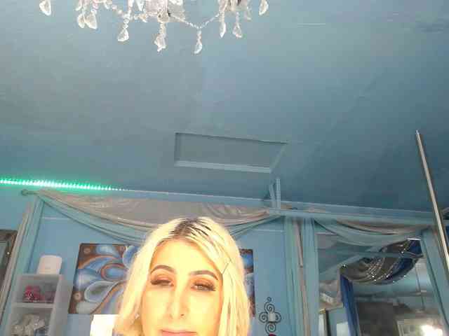 adrianna_fox webcam