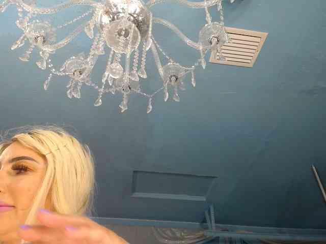 adrianna_fox webcam