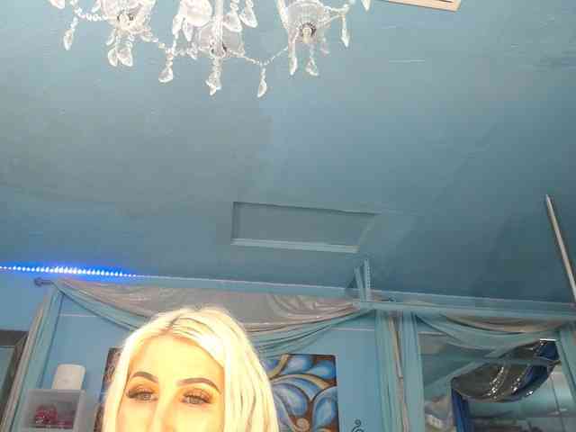 adrianna_fox webcam