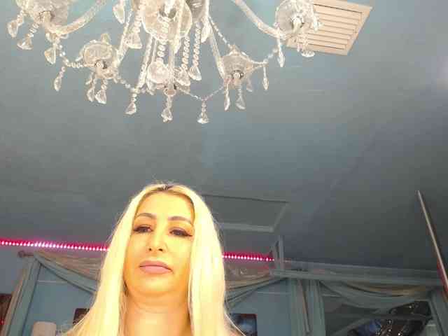 adrianna_fox