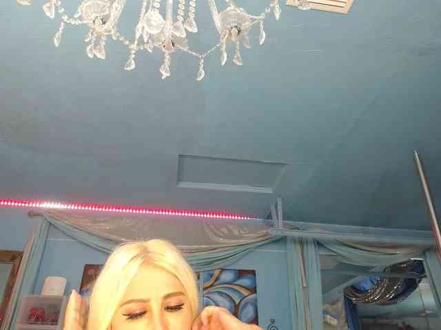 adrianna_fox webcam