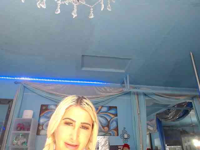adrianna_fox webcam