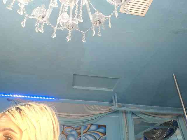adrianna_fox webcam