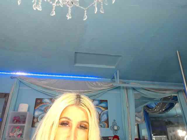 adrianna_fox webcam