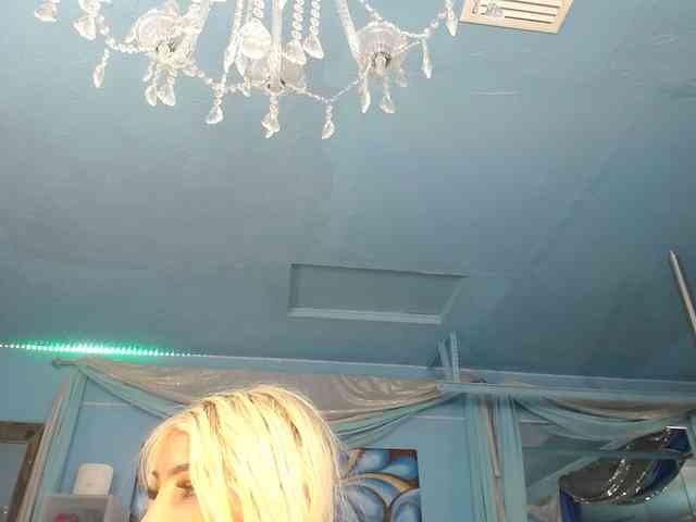 adrianna_fox webcam