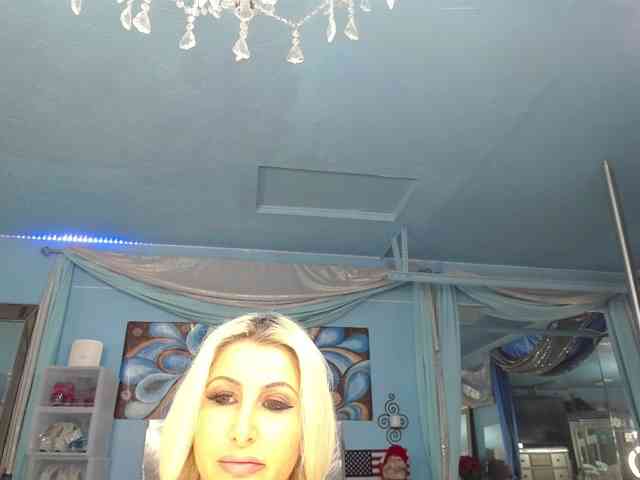 adrianna_fox