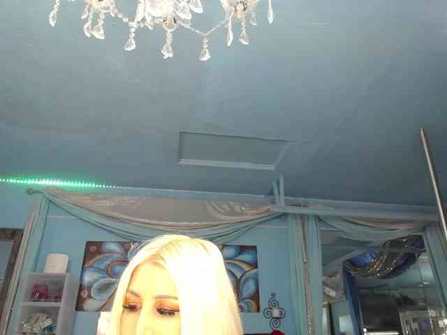 adrianna_fox webcam
