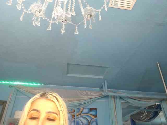 adrianna_fox webcam