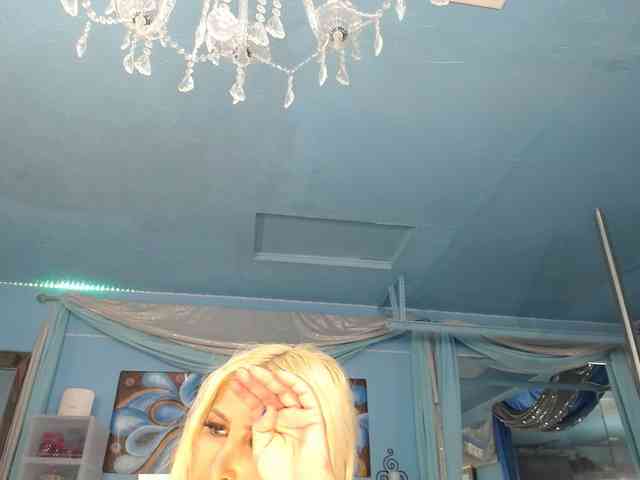 adrianna_fox