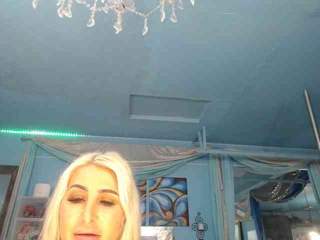 adrianna_fox webcam