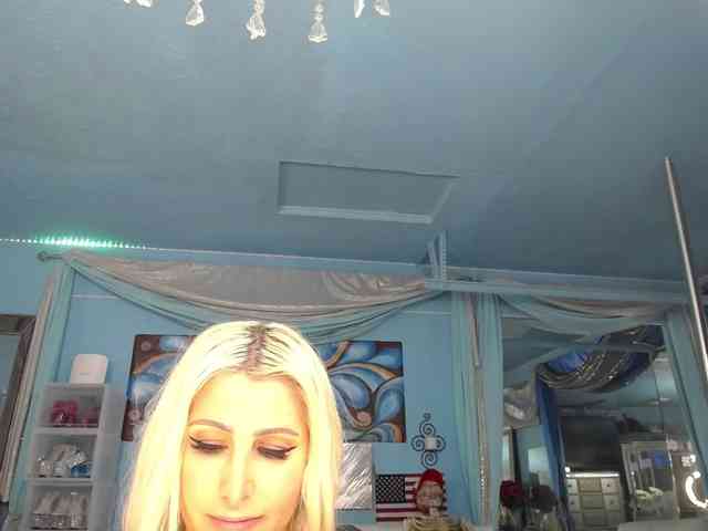 adrianna_fox