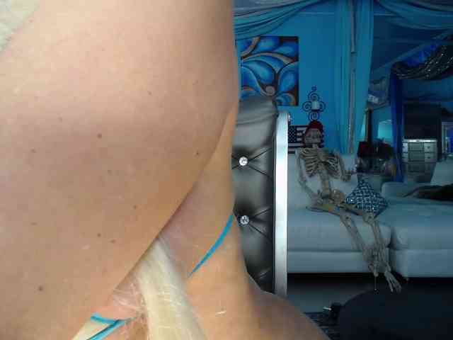 adrianna_fox webcam