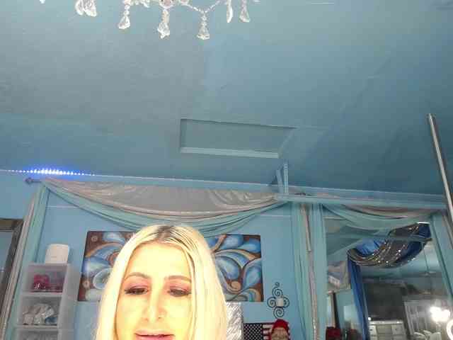 adrianna_fox webcam