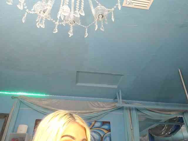 adrianna_fox