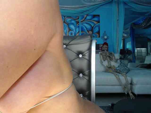 adrianna_fox webcam