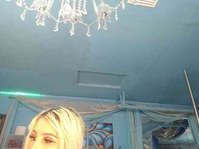 adrianna_fox webcam