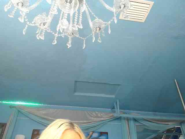 adrianna_fox webcam