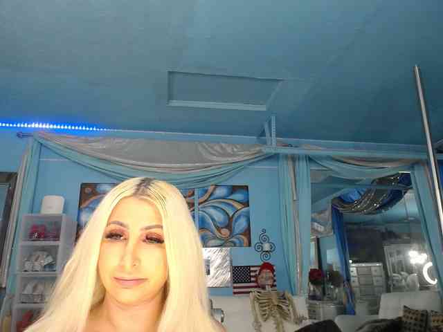 adrianna_fox webcam